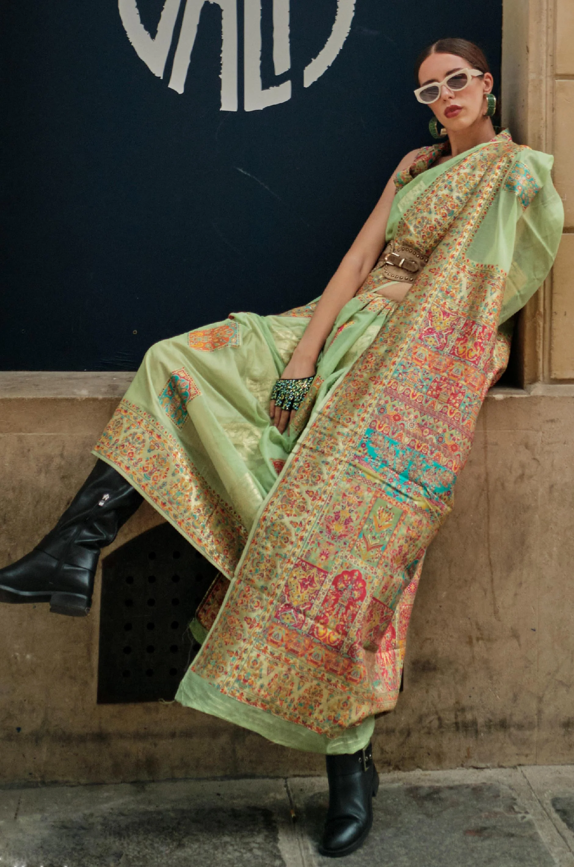 Pastel Green Kashmiri Modal Silk Saree - Image 2