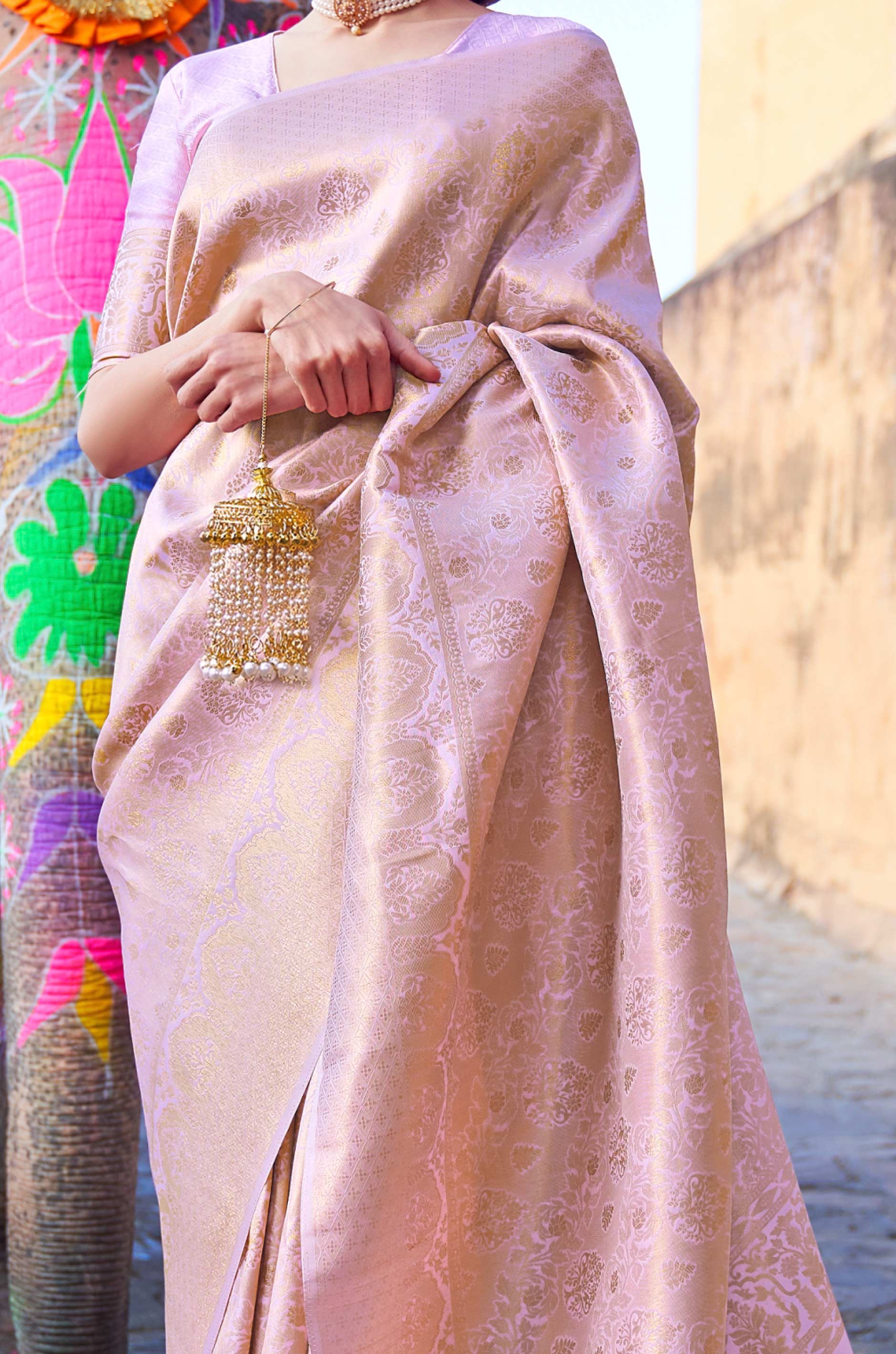 Pastel Purple Woven Silk Saree - Image 3
