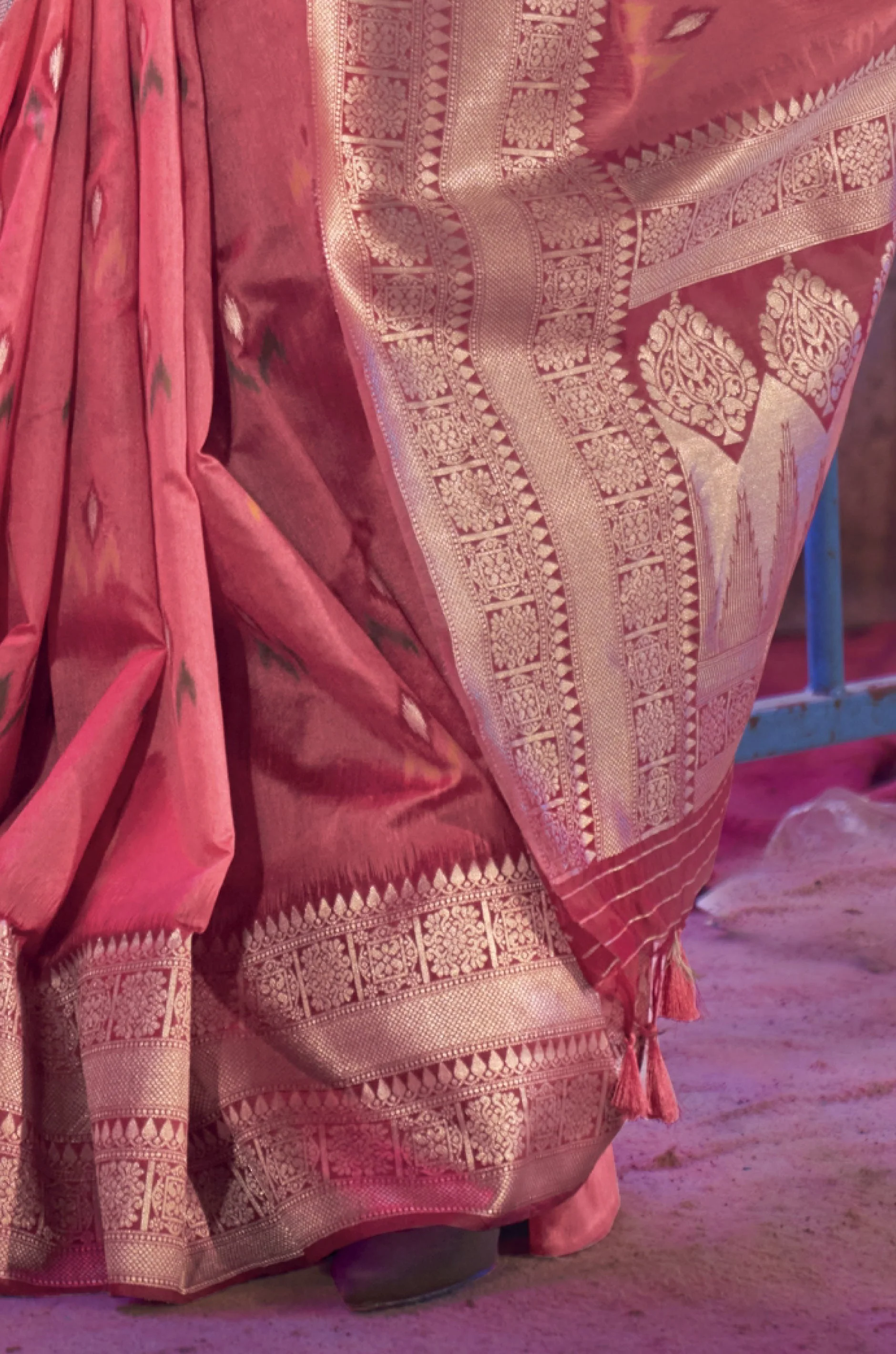 Peach Woven Silk Saree - Image 3