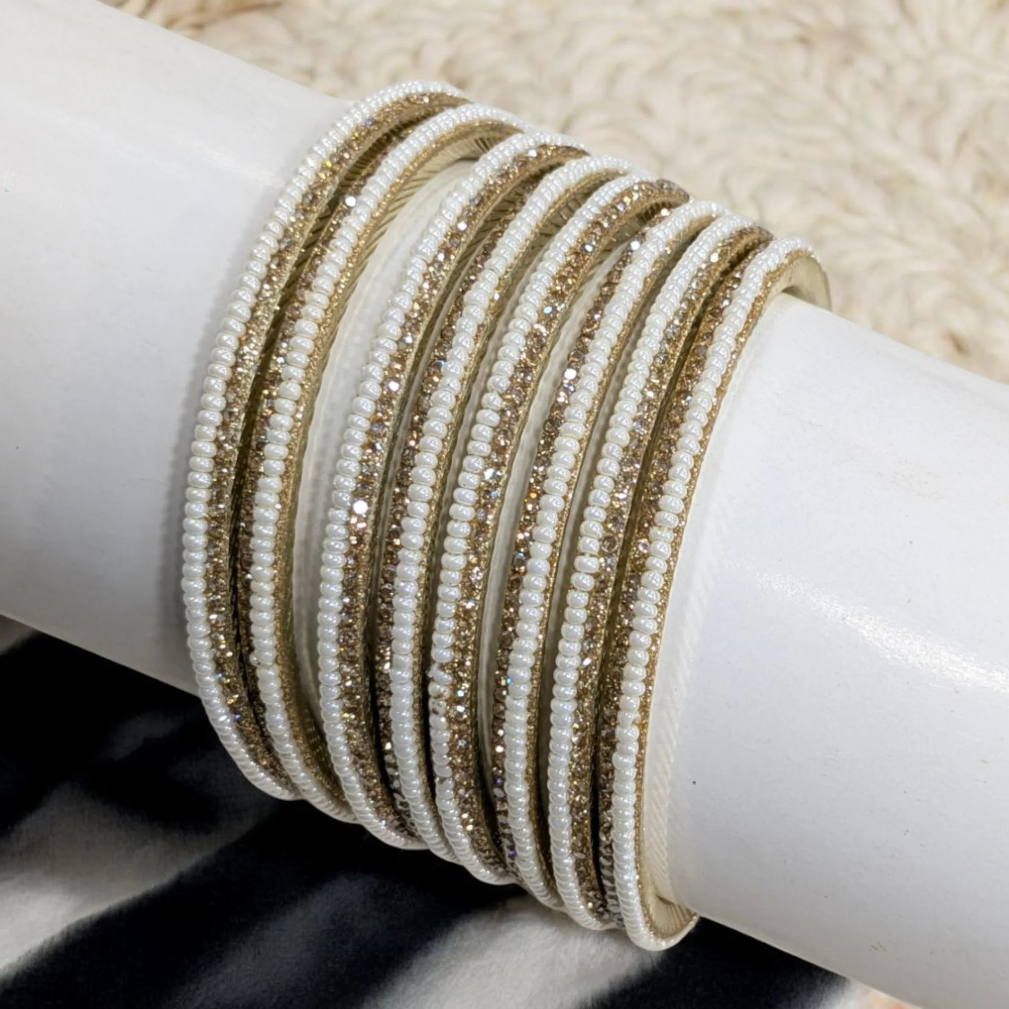 Pearl diamond bangles - Image 4