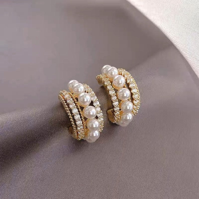 Pearl Gold Hoop - Image 2