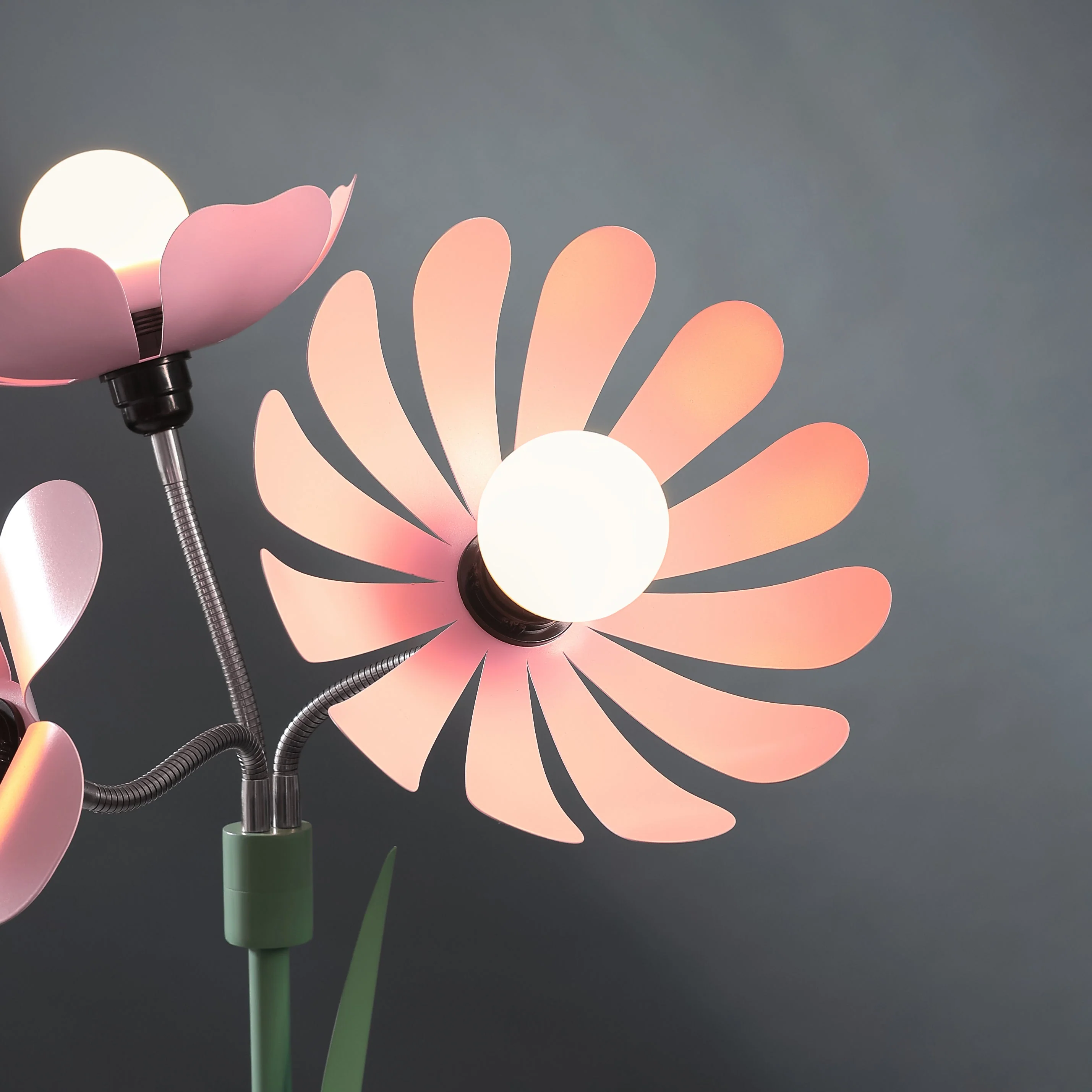Petal Bloom Floor Lamp - Image 4