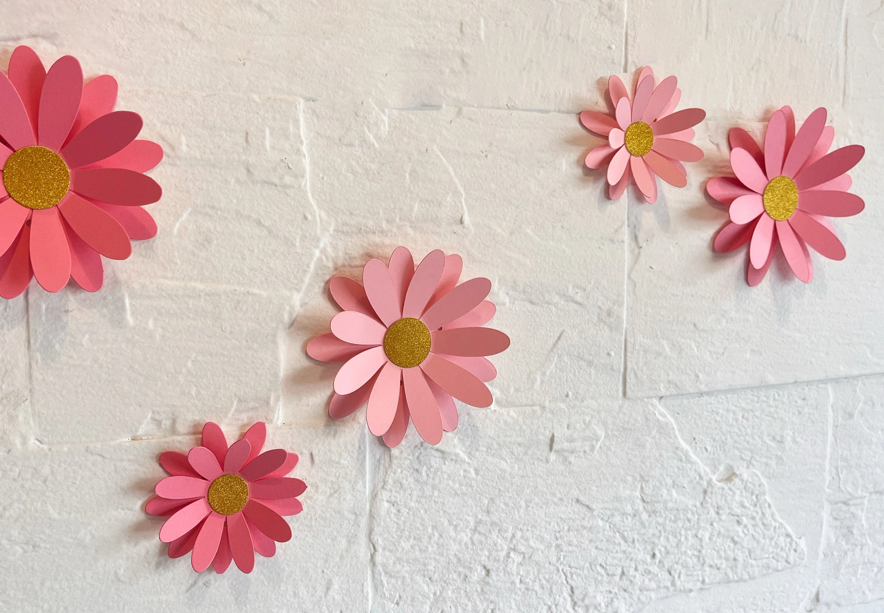 Pink Daisy Flower Paper Bunting & Wall Decor - Image 2