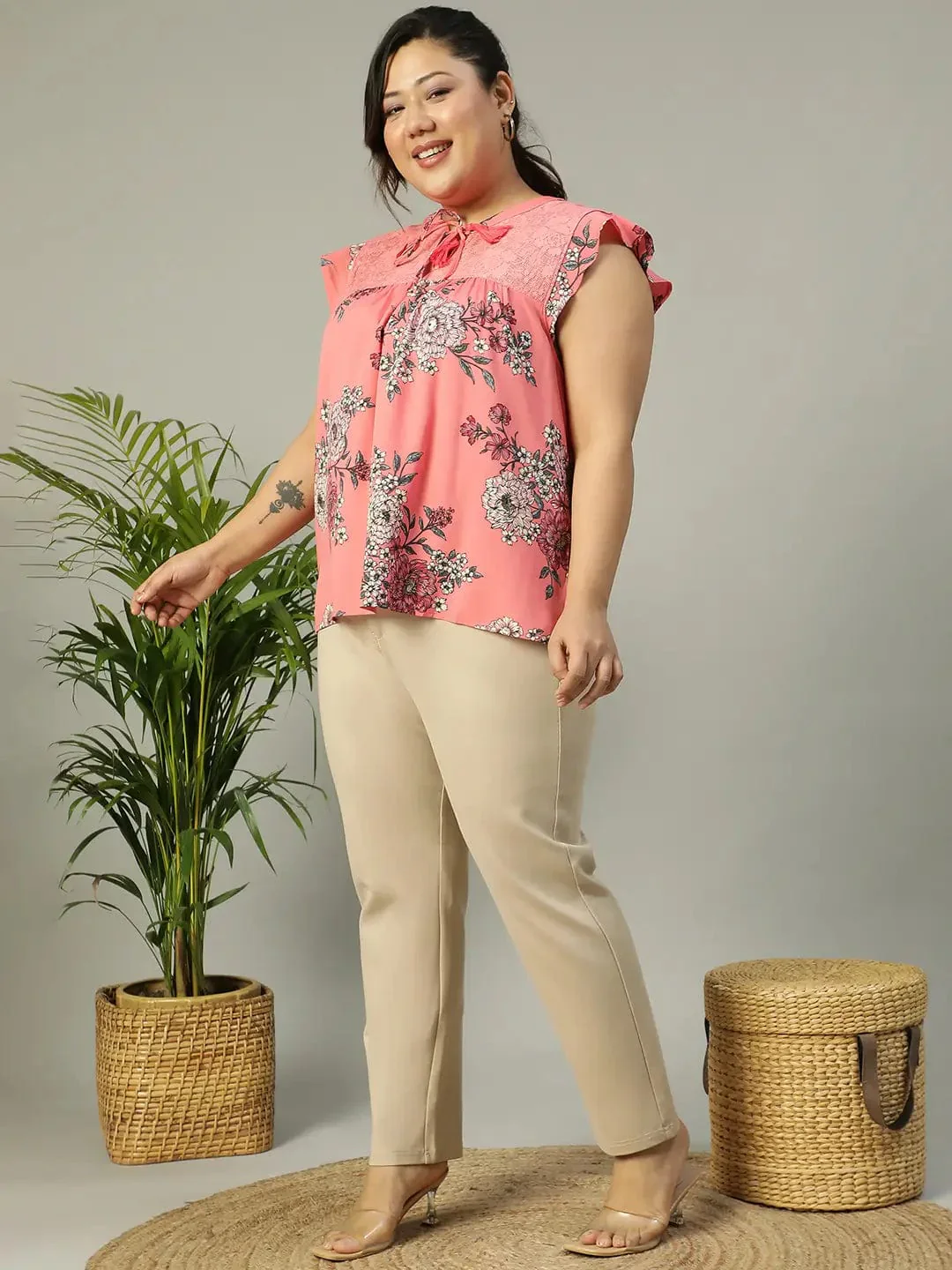 Pink Floral Print Short Sleeve Plus Size Women Top - Image 2