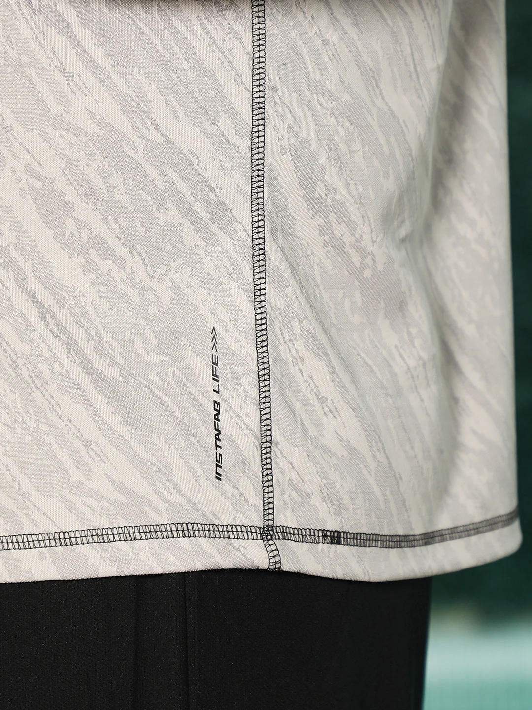 Plash-Imprint Activewear T-Shirt - Image 8