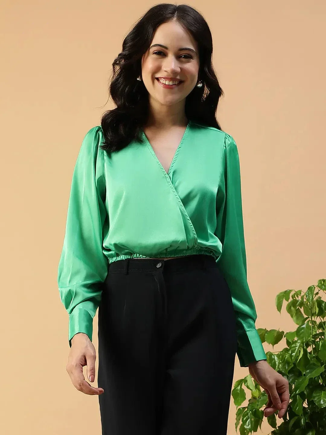 Popy Solid Green Long Sleeve Elasticated Women Satin Crop Top