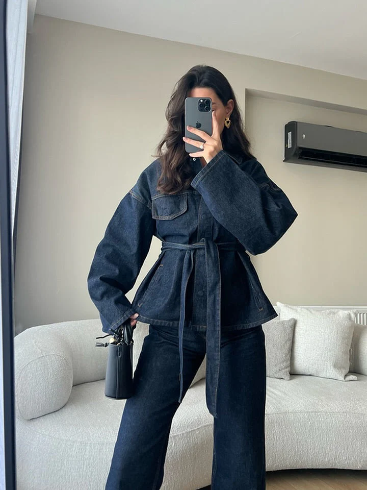 Premium Denim Co-ord Set for Women ā Trendy Belted Jacket & Wide-Leg Pants - Image 8