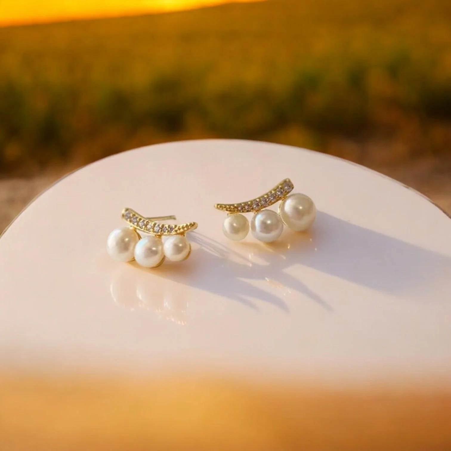 Pretty Women White Pearl Stud Earring - Image 4