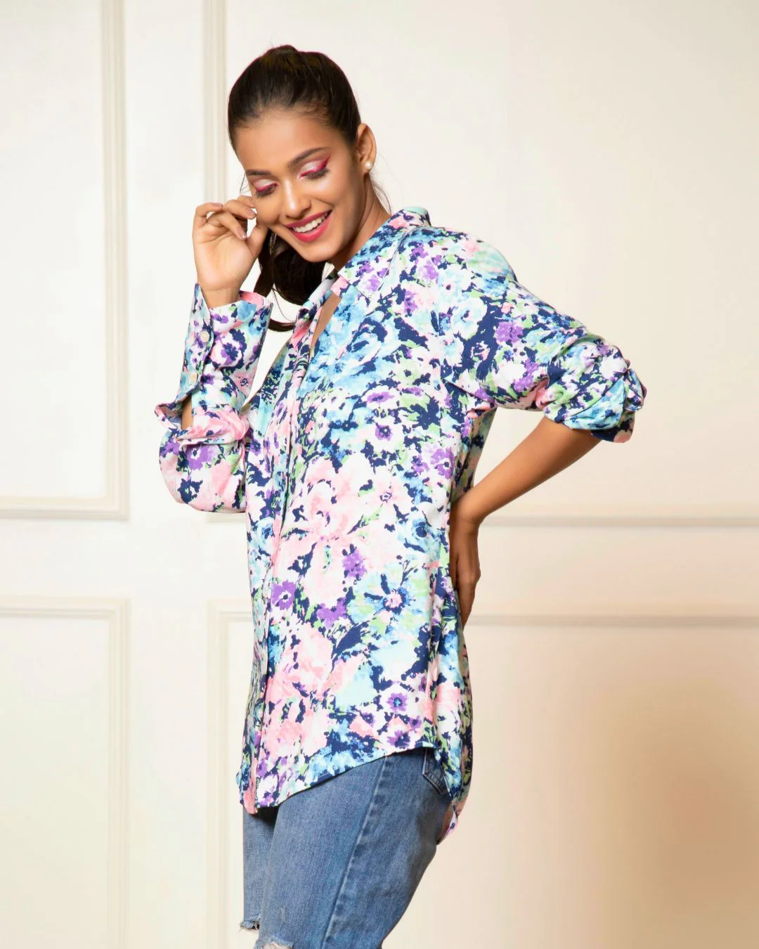Printed Long Sleeves Cuffed Cotton Shirt - Image 17