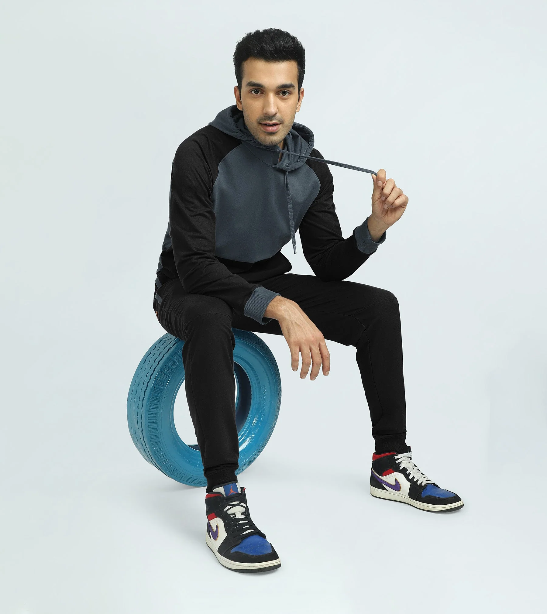 Quest French Terry Cotton Hoodie And Joggers Co-ord Set Phantom Grey - Image 2