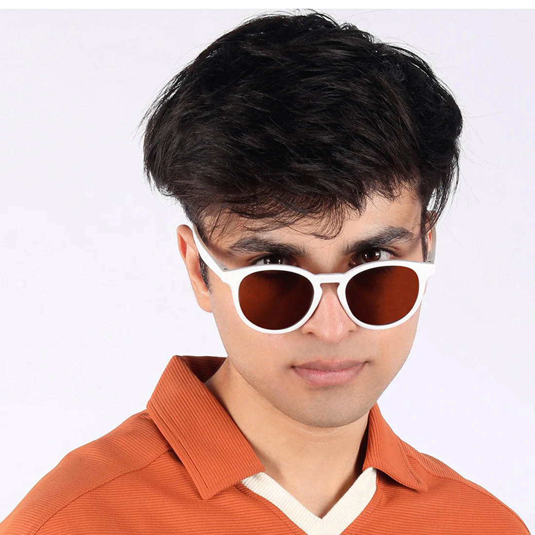 Radon White Polarized Round Sunglasses - Image 6