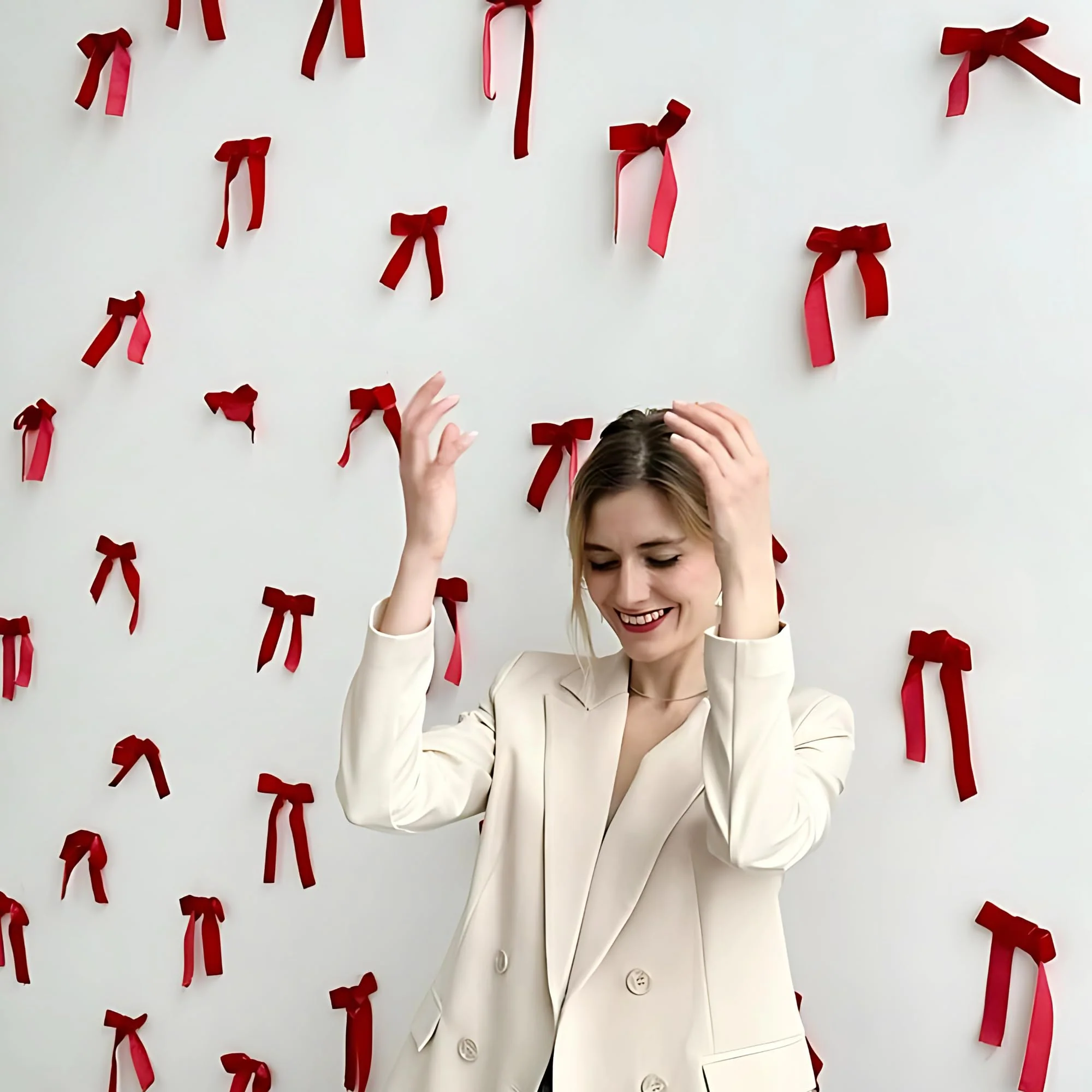 Red bow theme home decor - Image 5