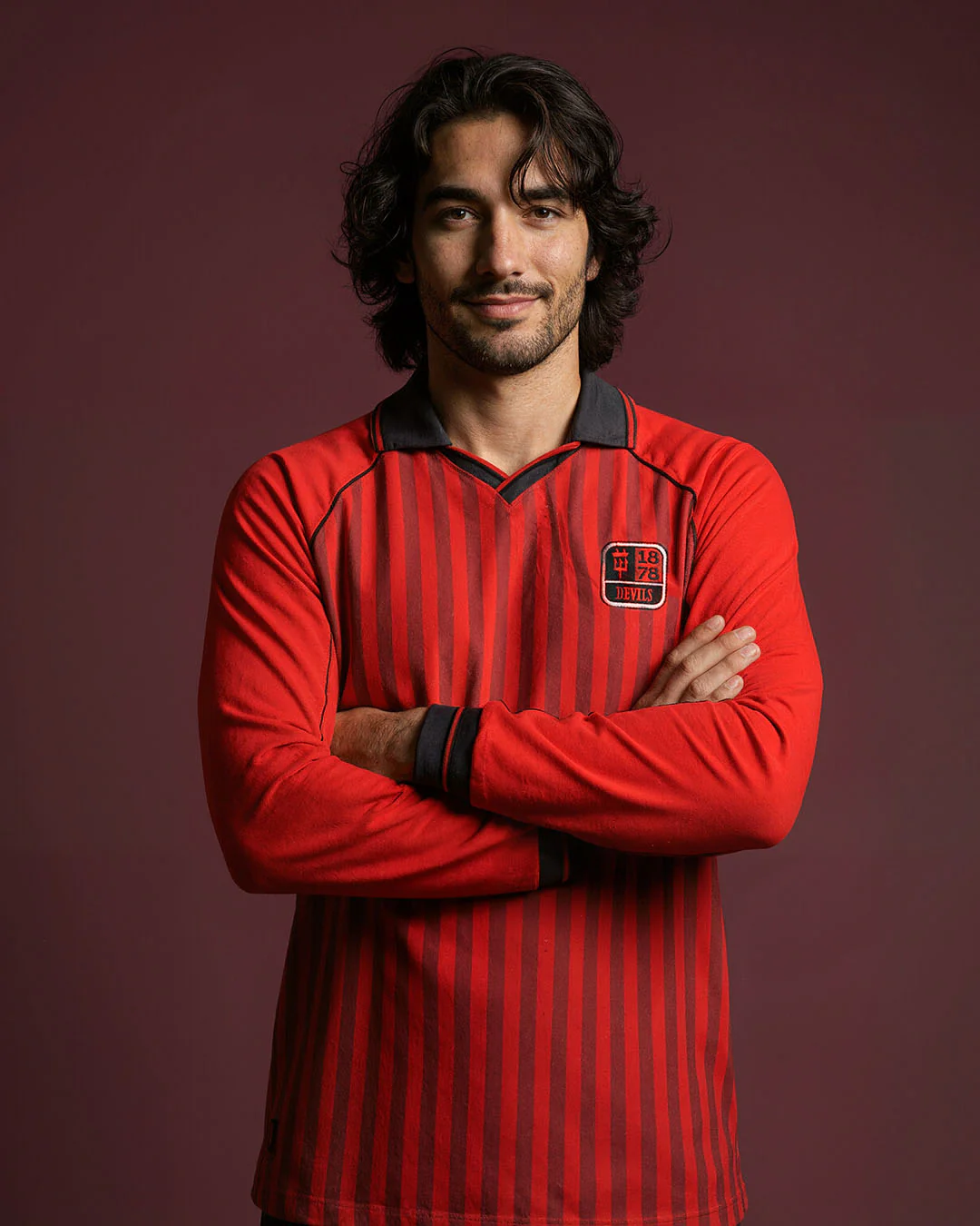 Red Devils Vintage Full-Sleeves - Image 12