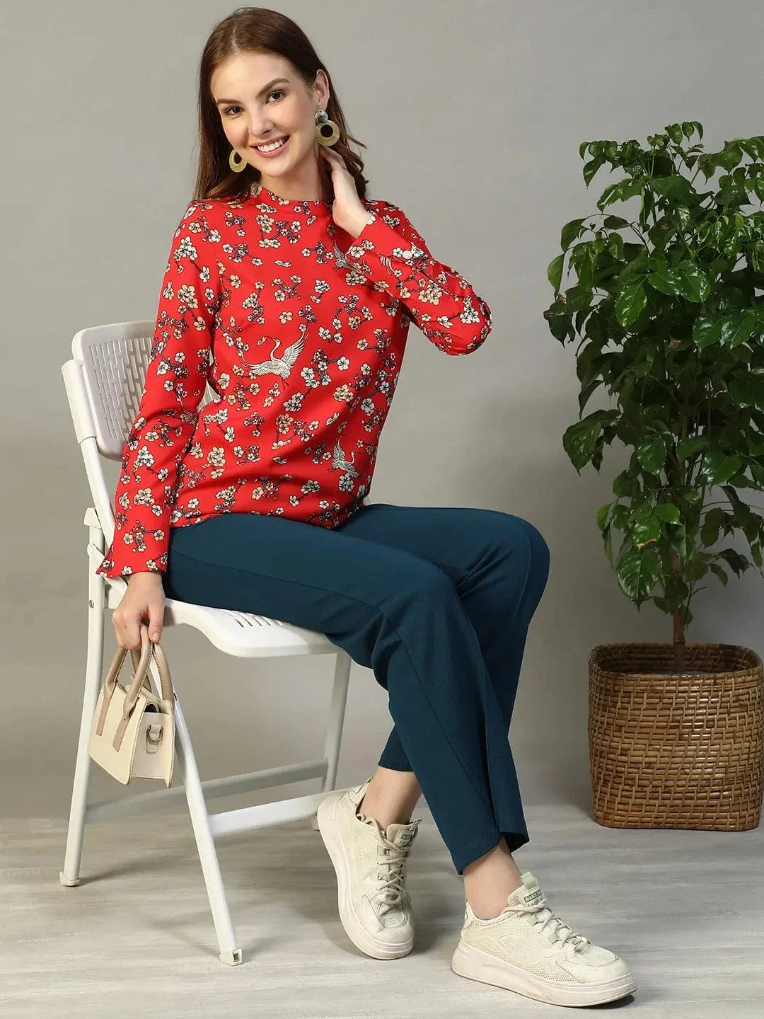 Red Floral Women Top - Long Sleeve Round Neck Printed Blouse For Casual Wear - Image 8