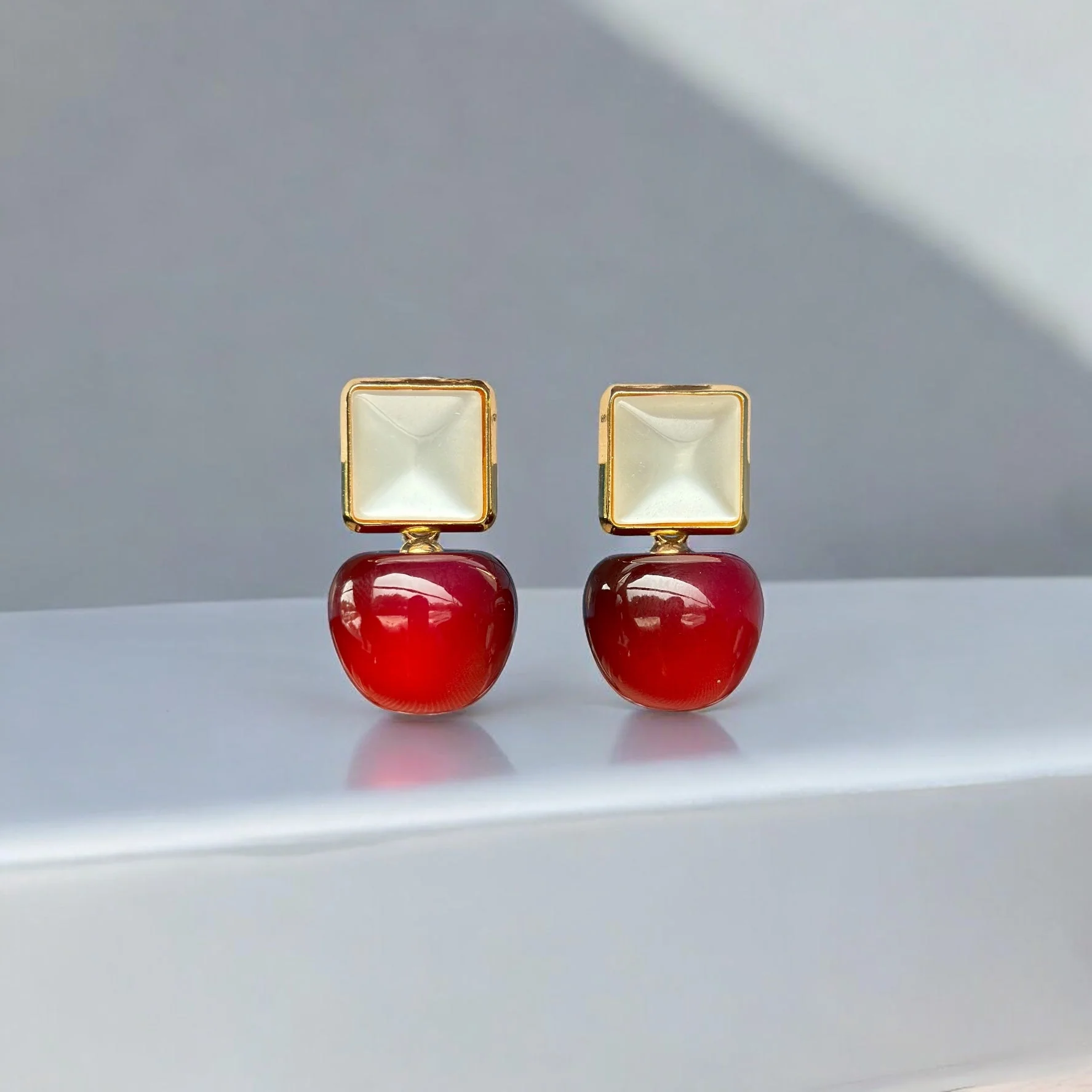 Red Square Cherry - Image 3