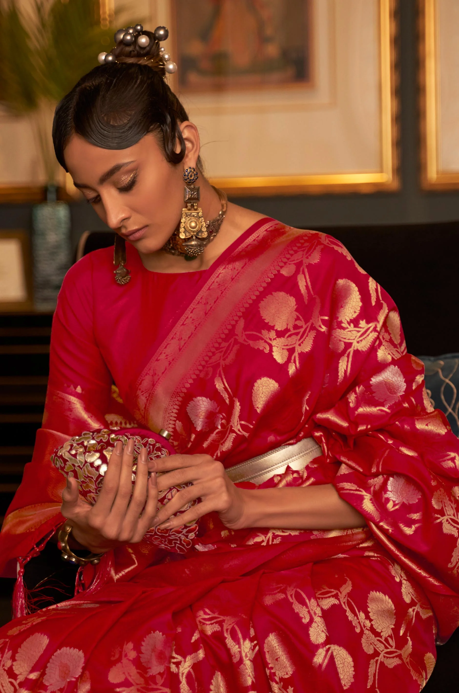 Red Woven Banarasi Silk Saree - Image 5