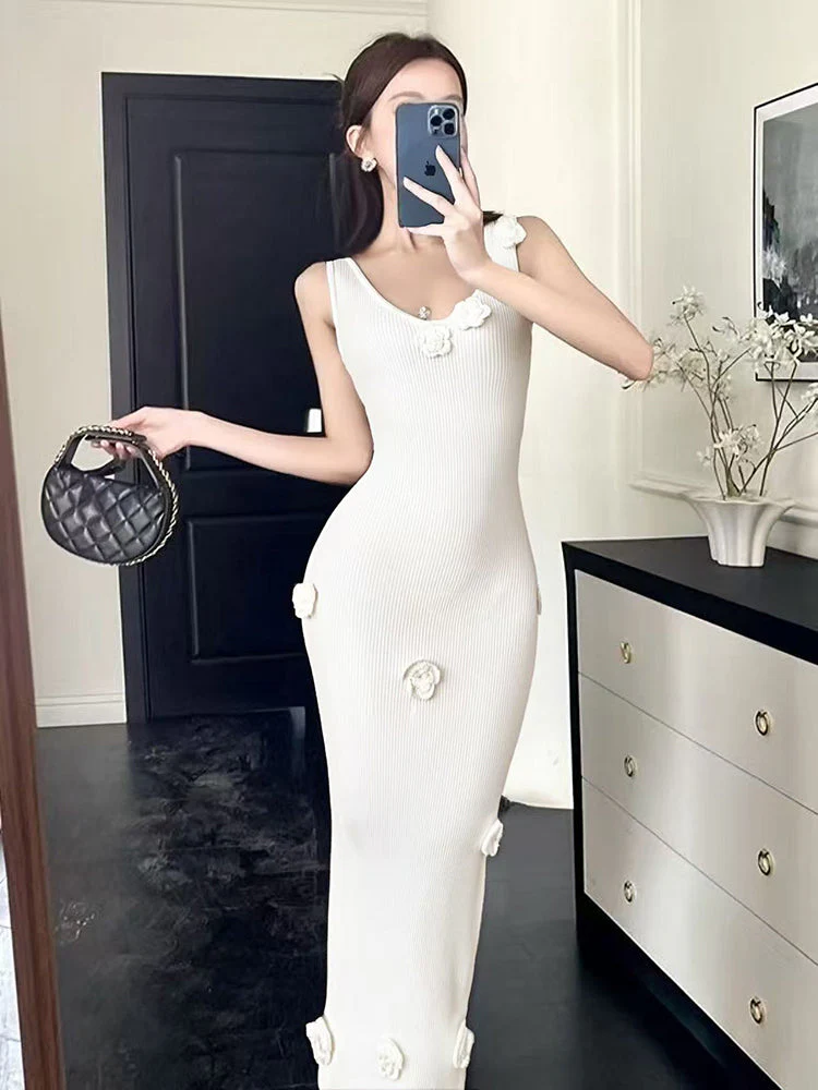 Remi Flower Knit Dress - Image 2