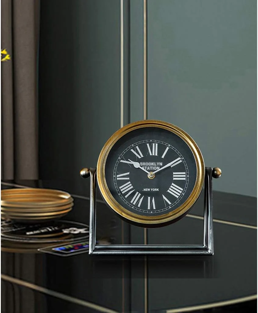 Retro Small Table Clock - Image 5
