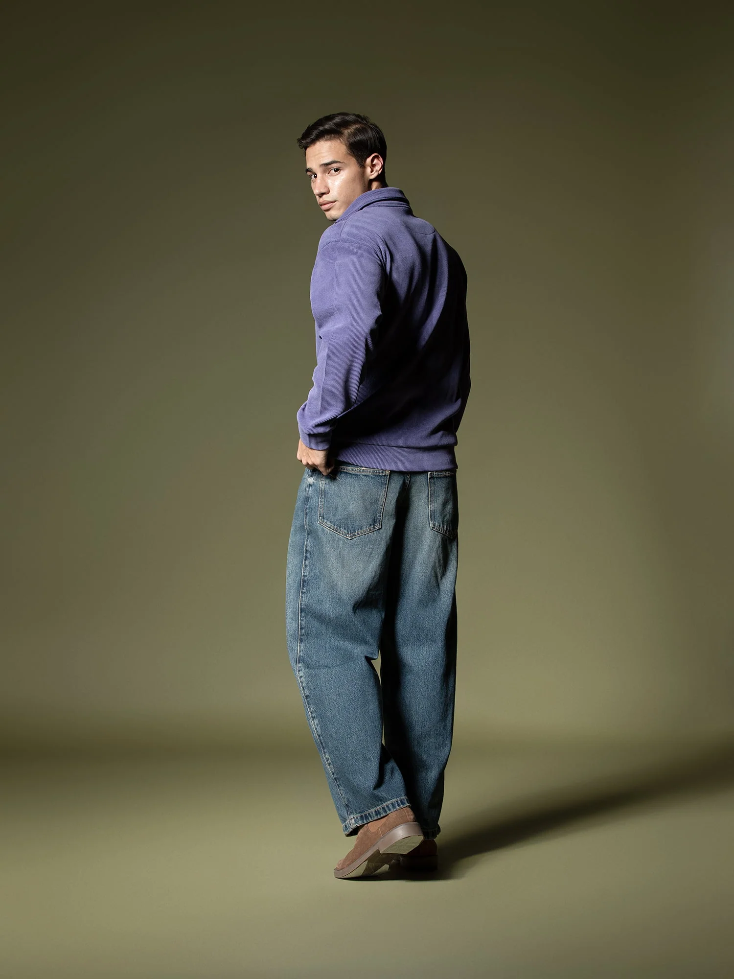 Ribbed quarter-zip sweatshirt - Image 12