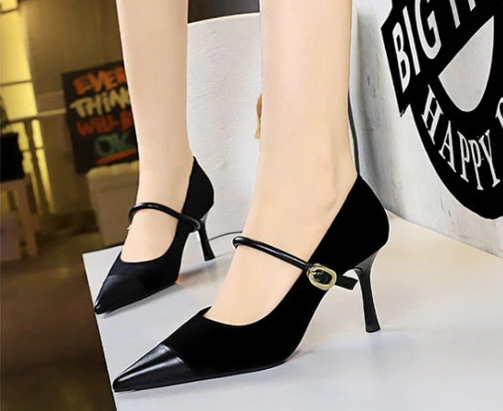 Rory Suede Pumps Low Heels - Image 6