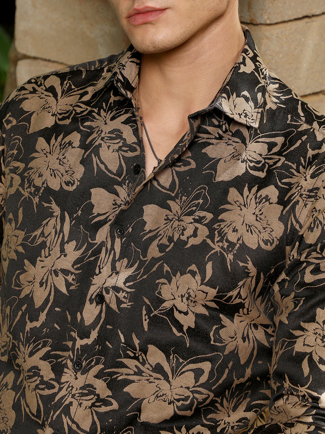 Sand Beige & Midnight Black Contrast-Flora Jacquard Shirt - Image 7