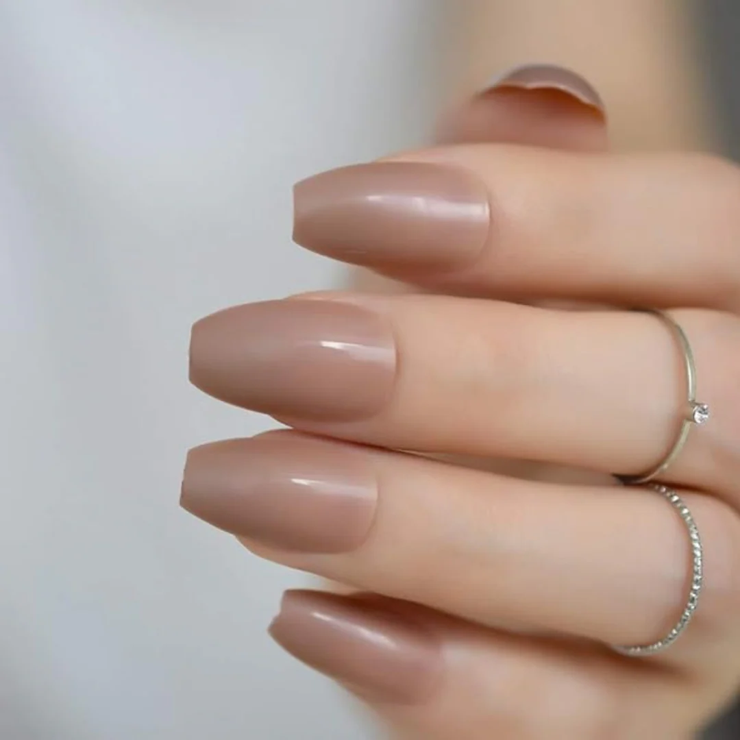 Sanfe Instant Stick On Nails (French Tip, French Almond, Classic Coffee, Bloody Marry) - Image 4