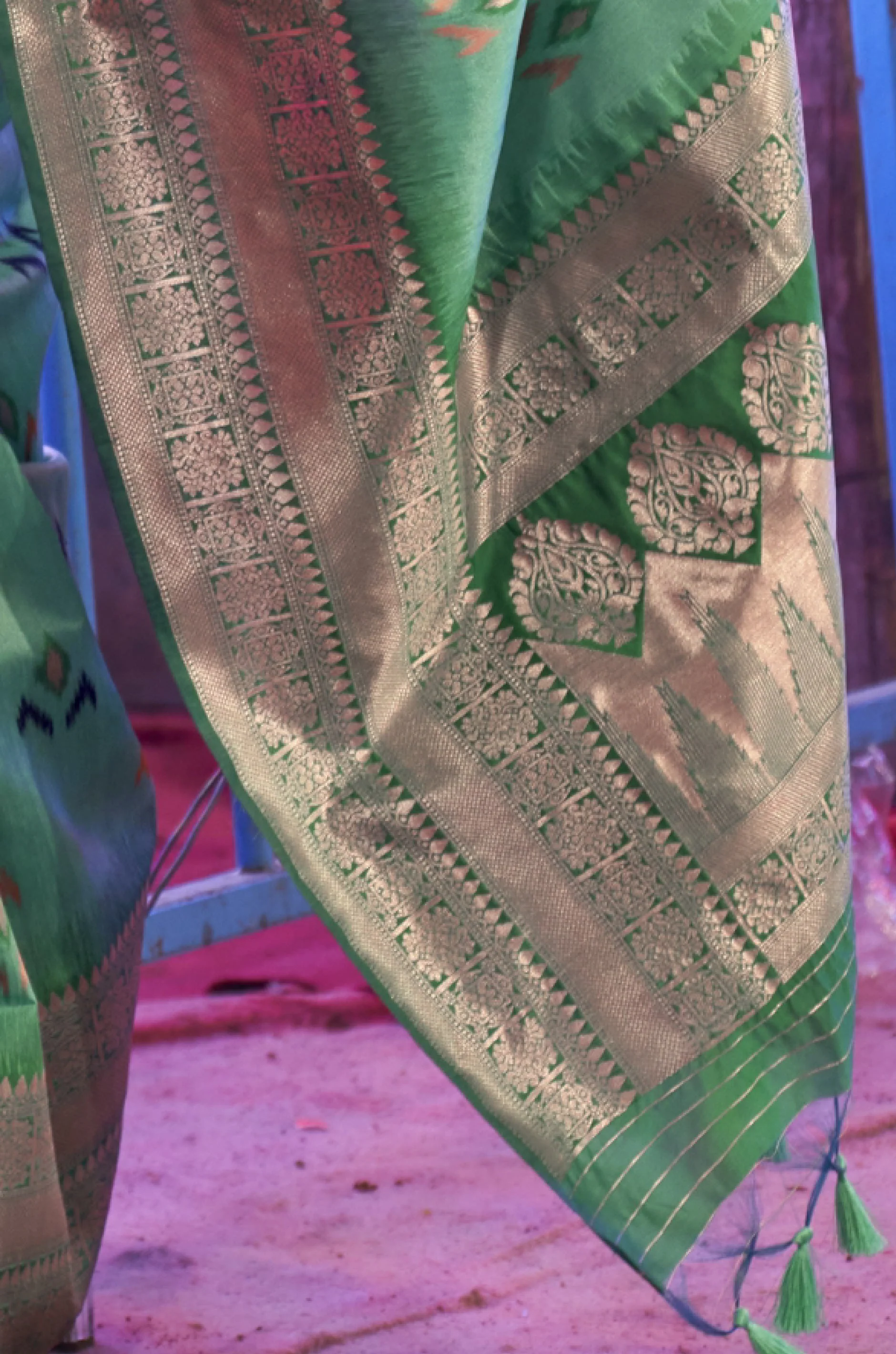 Sea Green Woven Silk Saree - Image 3