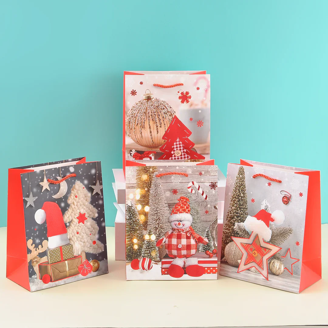 set of 4 Merry Christmas Stylish Paper Bag For Gifting