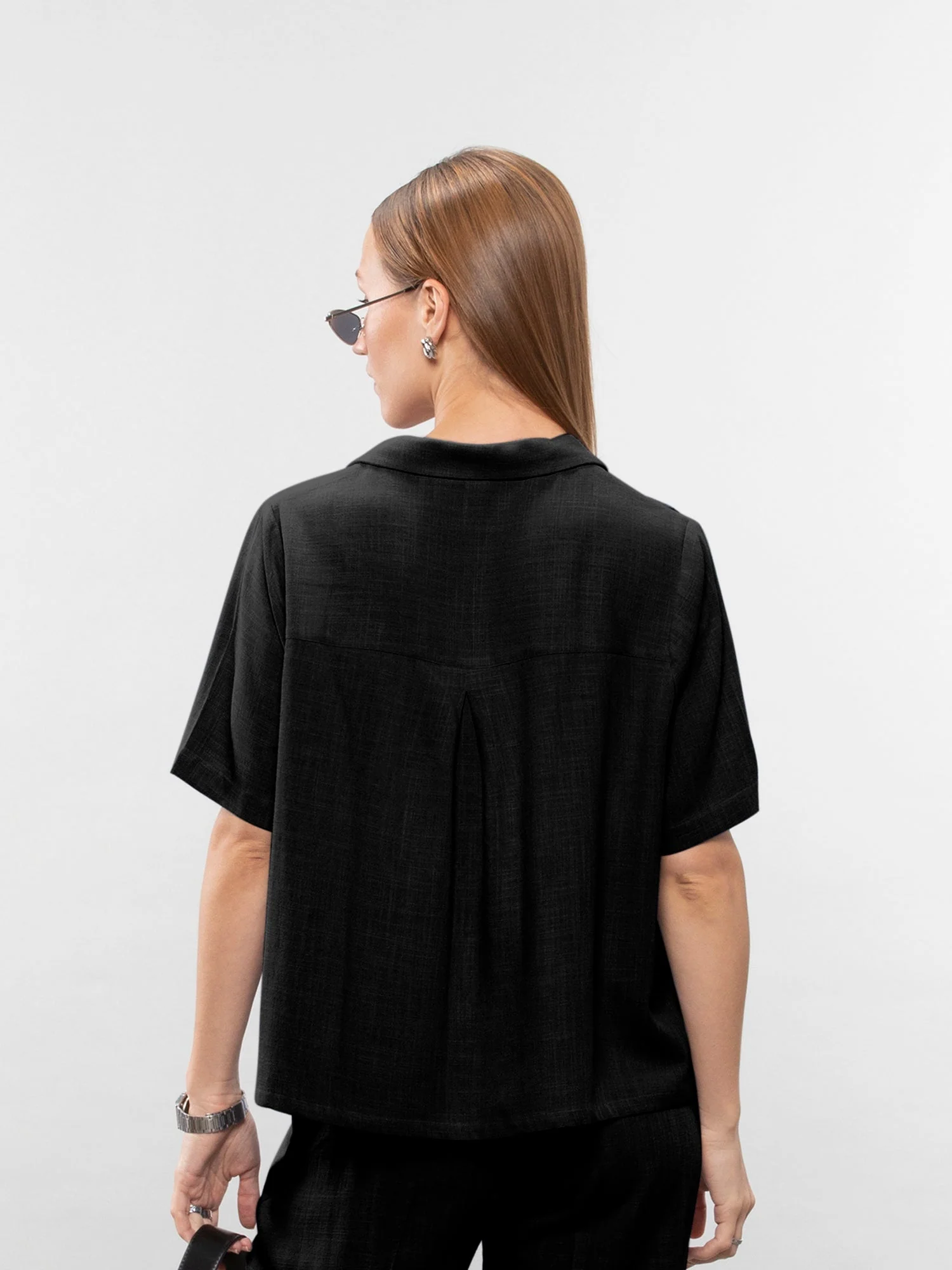 Short-sleeve linen shirt - Image 2
