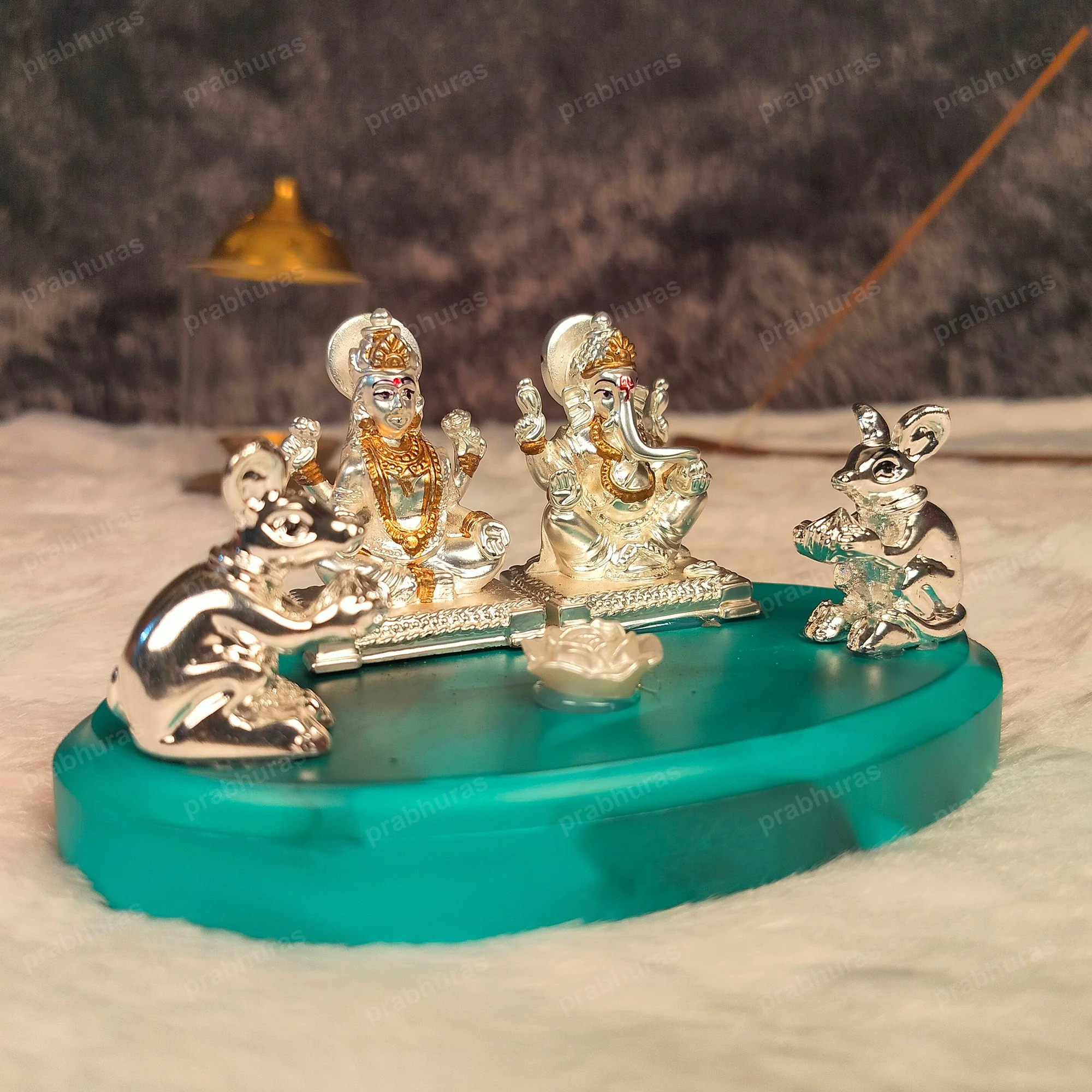 Shree Laxmi Ganesh Murti And Silver Coated - Image 3