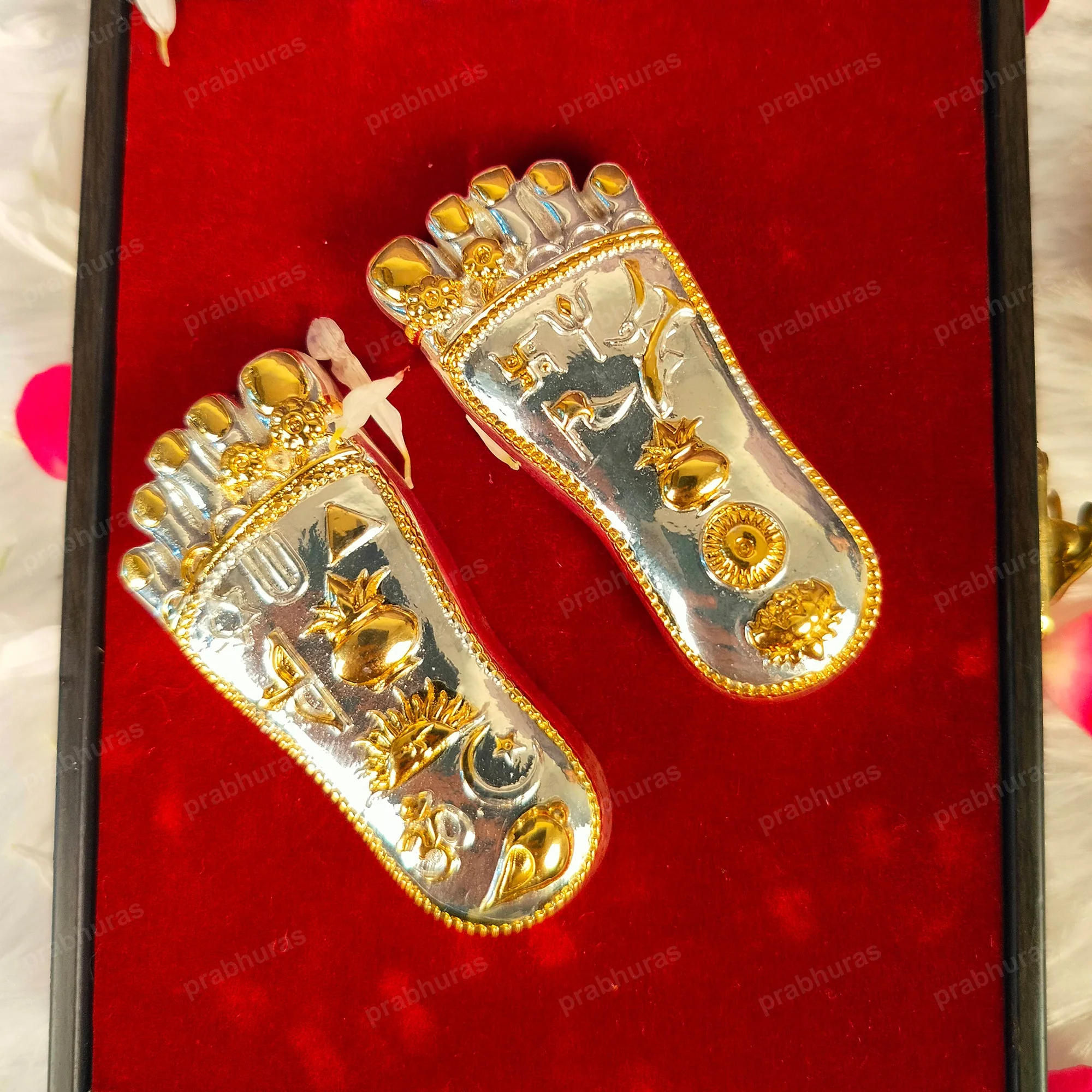 shri maa laxmi charan paduka Silver And Gold Coated - Image 2