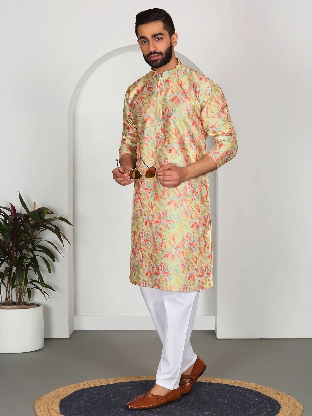 Silk Blend Floral Printed Kurta with white Elastic waistband Pyjama set - Image 13