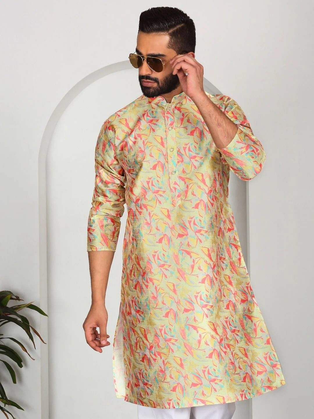 Silk Blend Floral Printed Kurta with white Elastic waistband Pyjama set - Image 18