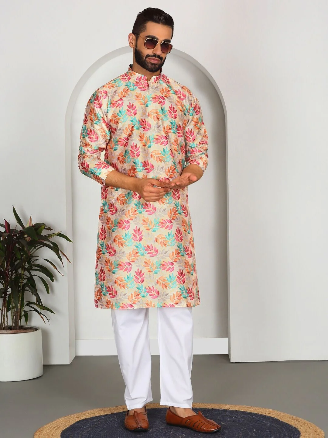 Silk Blend Floral Printed Straight Kurta - Image 25