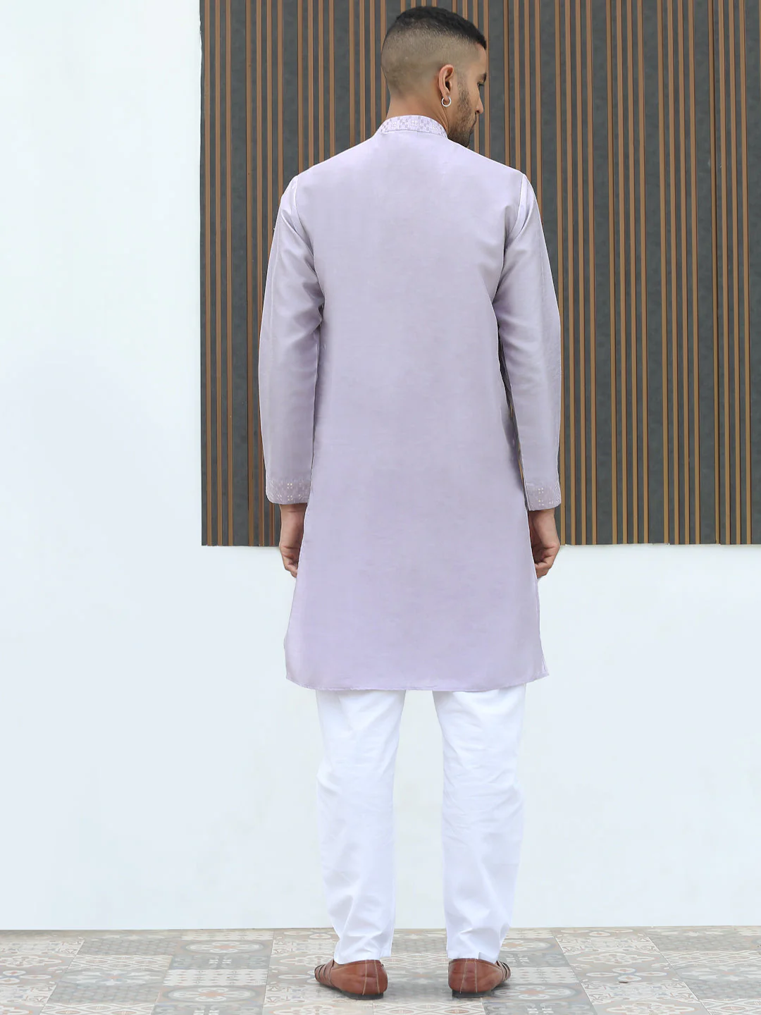 Silk Blend Geometric Embroidered Mandarin Collar Sequinned work Kurta with Elastic Waistband White Pyjama - Image 12