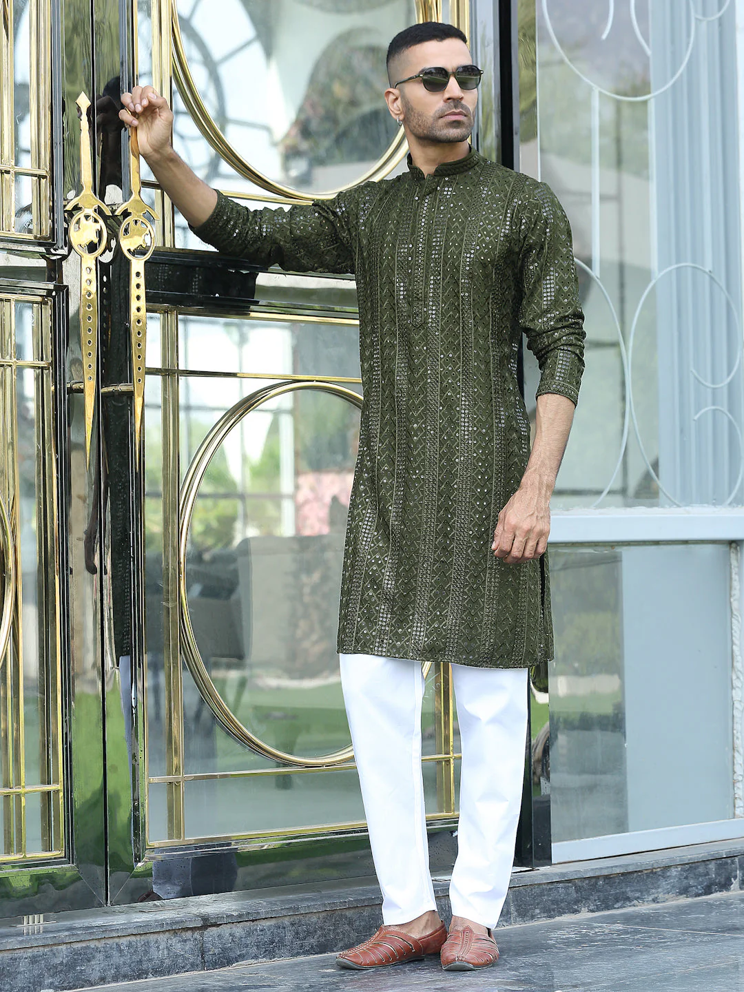 Silk Rayon Ethnic Motifs Embroidered Mandarin Collar Sequinned Kurta - Image 15
