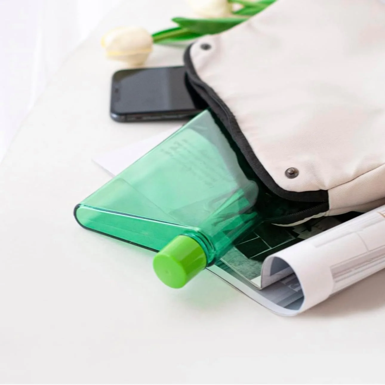 SlimSip: Ultra-Slim A5 Memo Bottle (420ml) – BPA-Free Flat Water Bottle for Easy Carry in Bags & Backpacks - Image 8