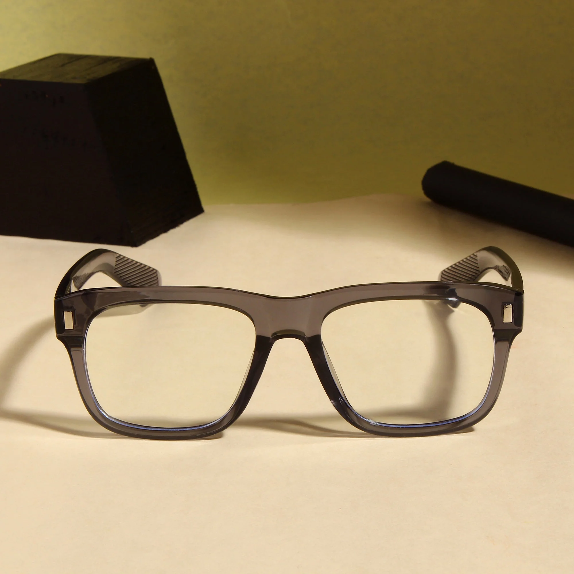 Spider Grey Clear Rectangle Sunglasses - Image 5