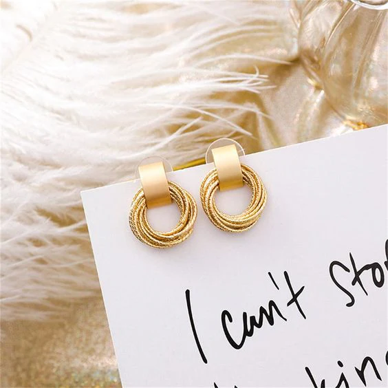 Starlet Golden — Buy Any 5 for Rs. 599 - Image 3
