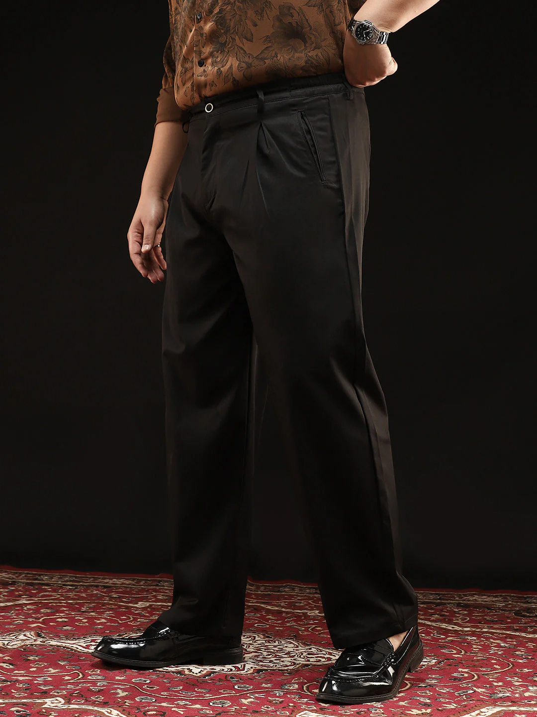 Straight-Fit Pleated Trousers - Image 3
