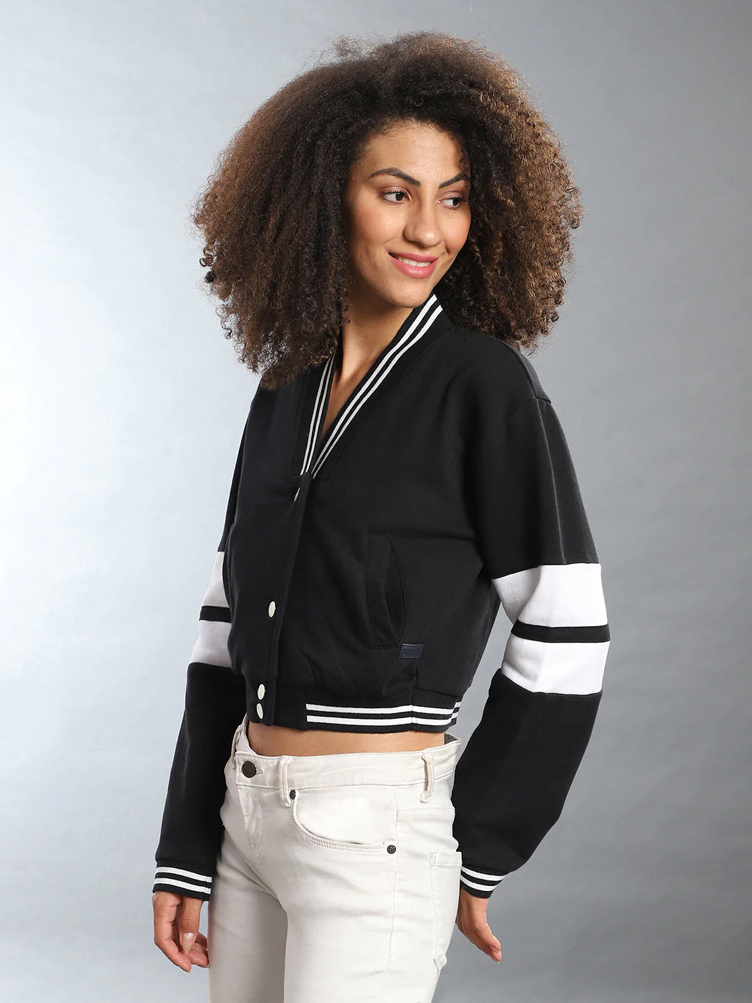 Striped Short Hoodie - Image 4