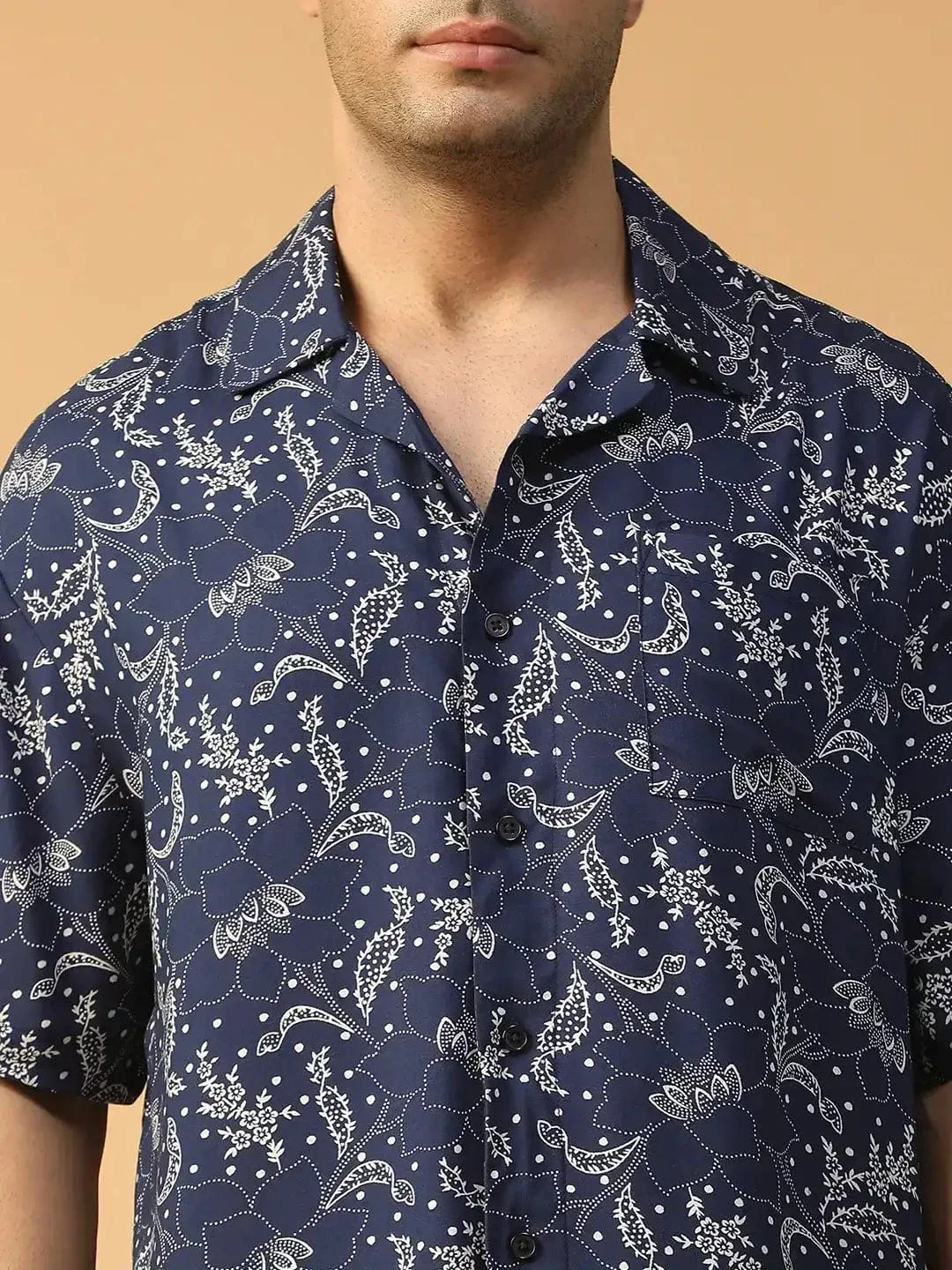 Stud Blue Floral Print Lapel Collar Short Sleeve Men Oversized Shirt - Image 7
