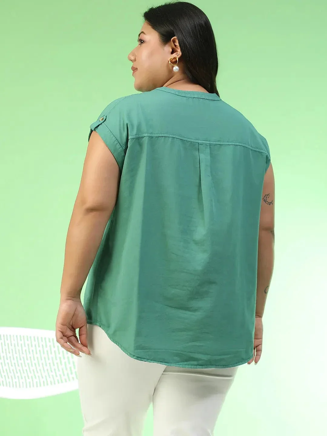 Style-Savvy Green Short Sleeve Button Down Plus Size Women Cotton Top - Image 5