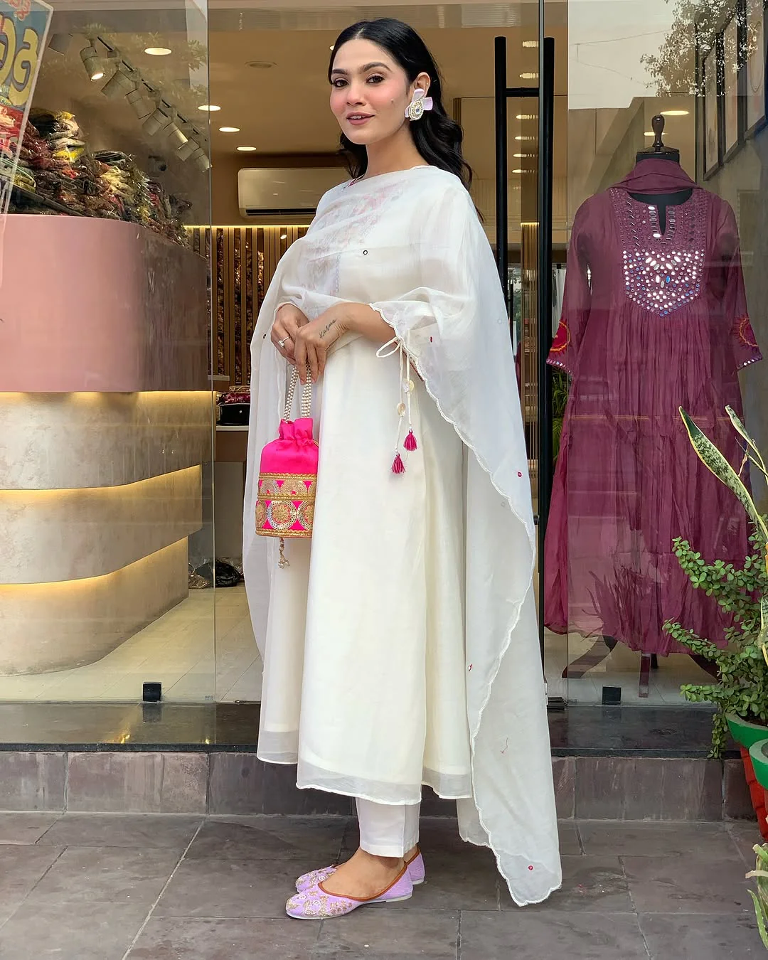 Tassled Embroidered Outfit - Image 13