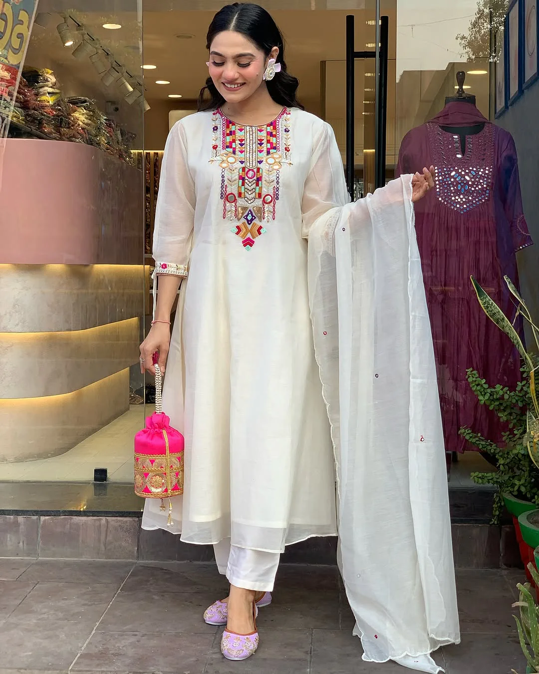 Tassled Embroidered Outfit - Image 15