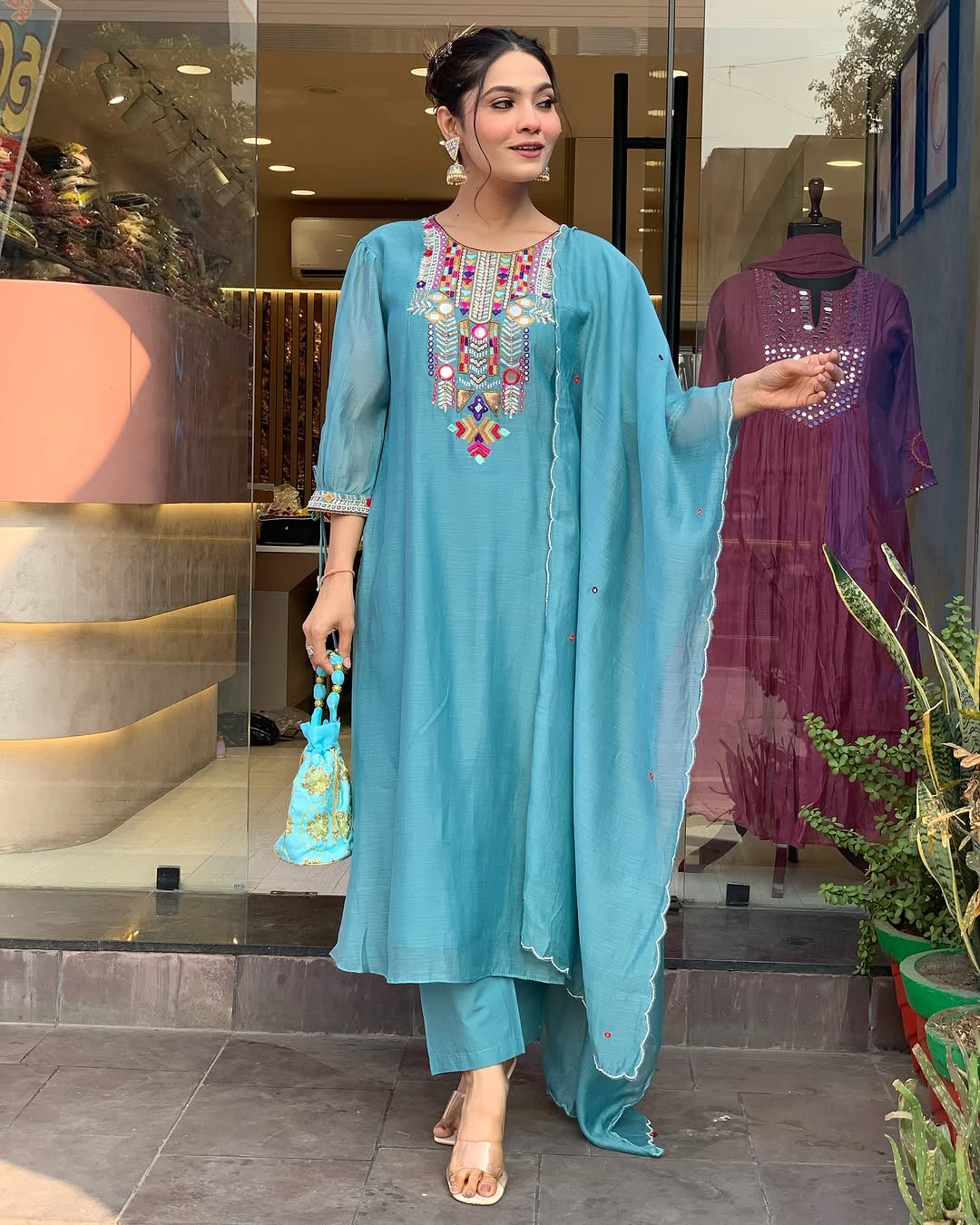 Tassled Embroidered Outfit - Image 17