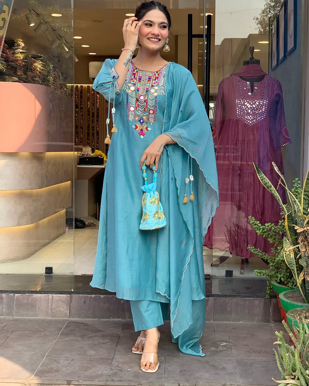 Tassled Embroidered Outfit - Image 18