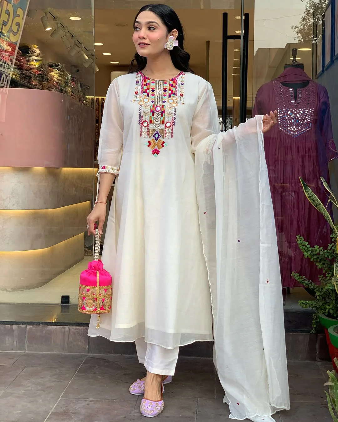 Tassled Embroidered Outfit - Image 8