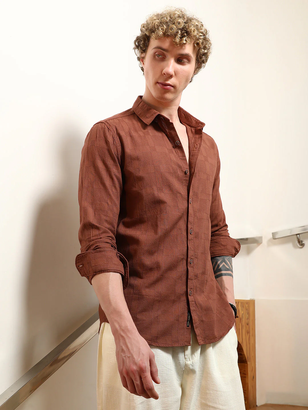 Terracotta Textured Cotton Shirt With Point Collar - Image 3