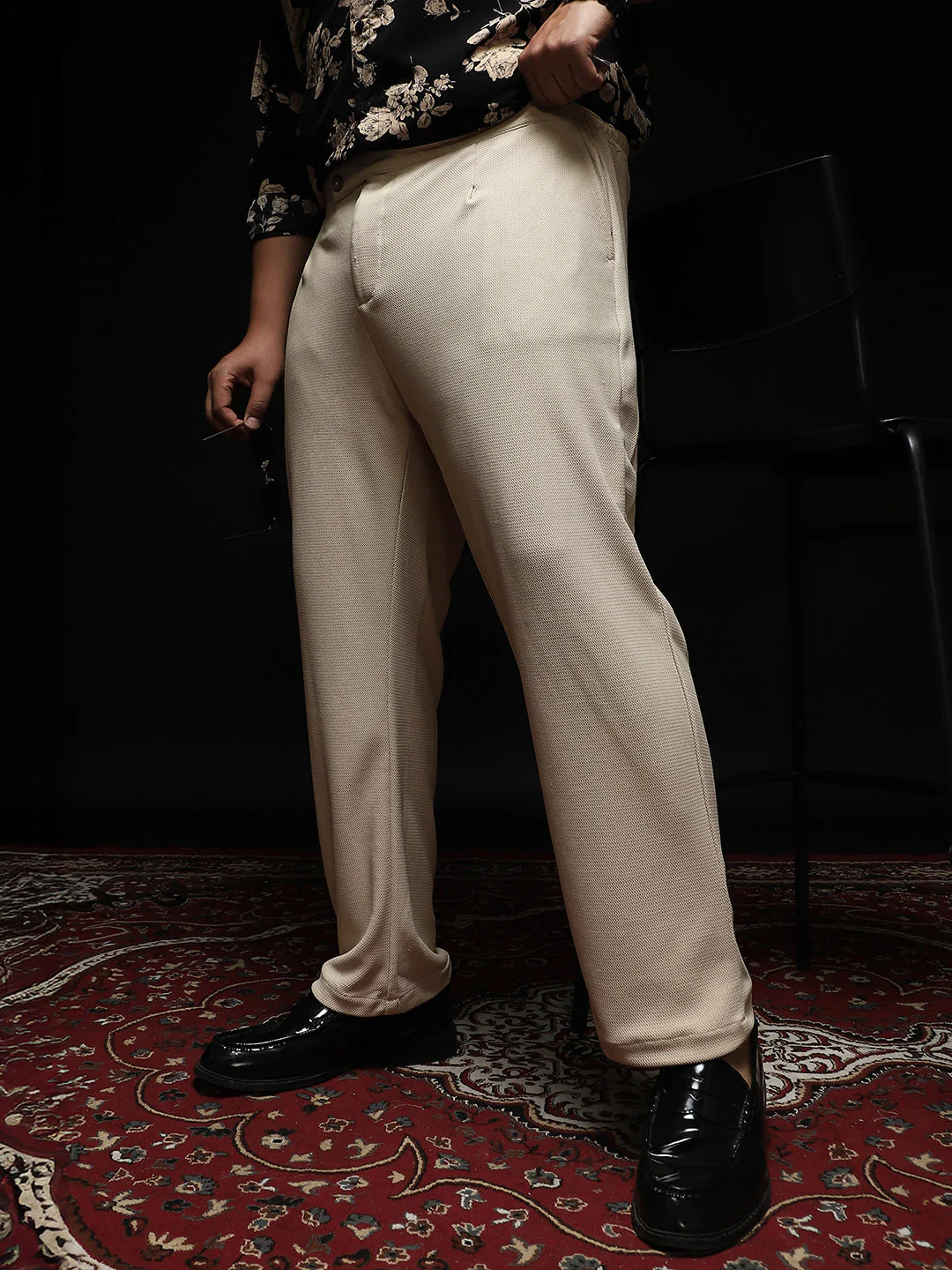 Textured Extended-Waistband Trousers - Image 11